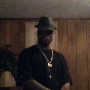 Meet your Posher, Joyce